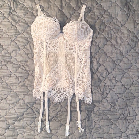Victoria's Secret Lace Bustier, Bralette, & Matching High Waist Panty Set BNWT - Picture 6 of 15